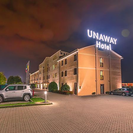 Una Hotels Occhiobello Ngoại thất bức ảnh