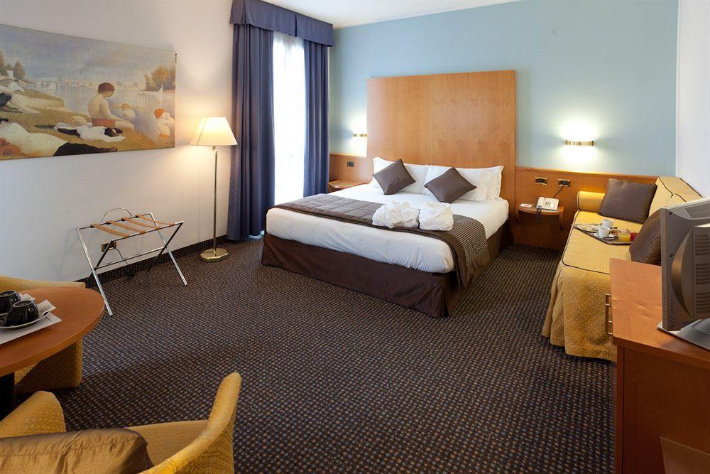 Una Hotels Occhiobello Ngoại thất bức ảnh